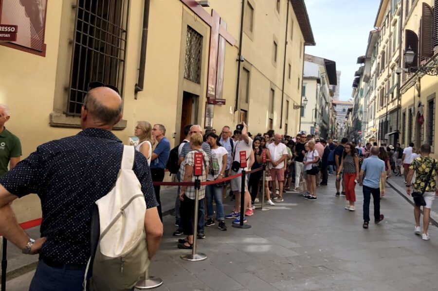 Accademia Gallery Priority Entry Ticket with e-Book - Medieval and Renaissance paintings: Giotto and Botticelli, plus the slower rhythm