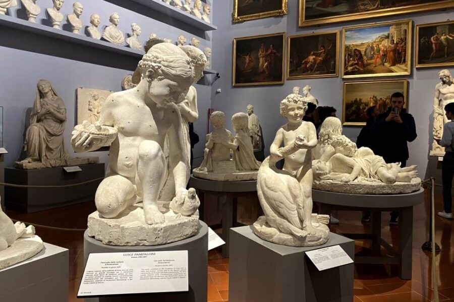 Accademia Gallery Priority Entry Ticket with e-Book - Top floor: colossal medieval altarpieces to close the loop