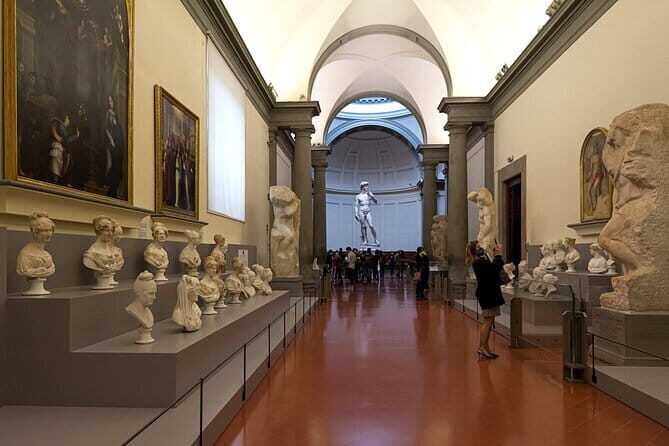 Accademia Gallery : Priority Ticket to SKIP the General Line ! - Key things that make this priority ticket work