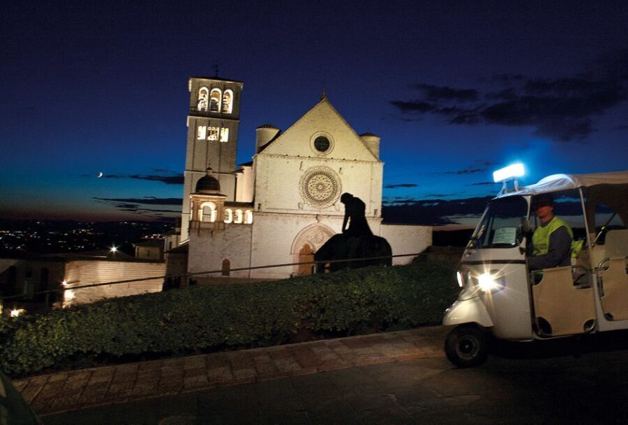 Assisi: Panoramic Tuk Tuk Tour - Roman Amphitheater to Rocca Maggiore: Views You’ll Remember