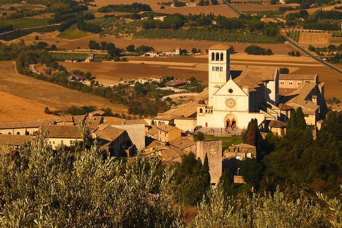 Assisi Private Walking Tour including St. Francis Basilica - What About Extra Stops Like Carlo Acutis?