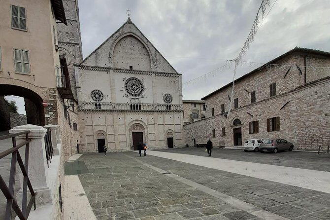Assisi Private Walking Tour including St. Francis Basilica - Price and Value: What $278.16 Really Means