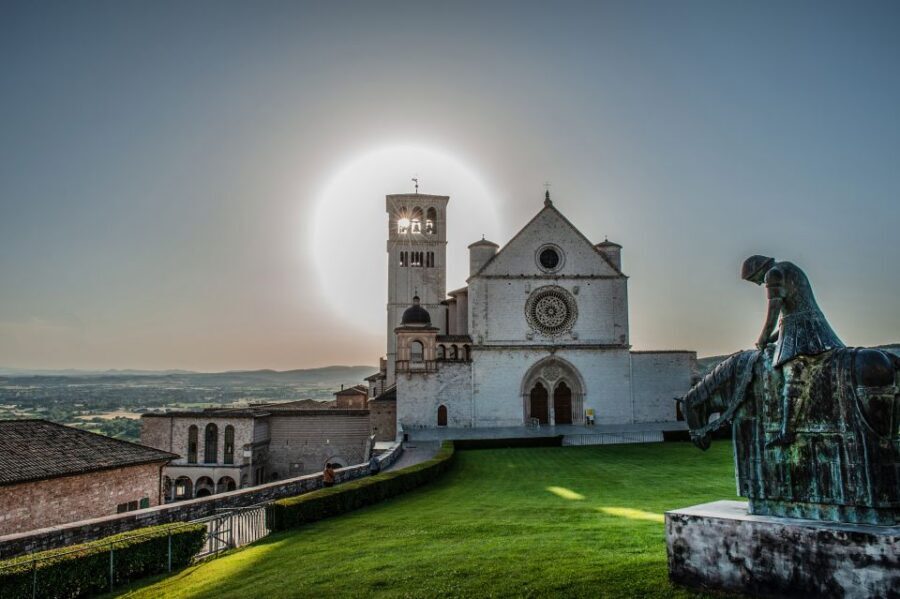 Assisi: Private Walking Tour with St. Francis Basilica - Key highlights you should care about
