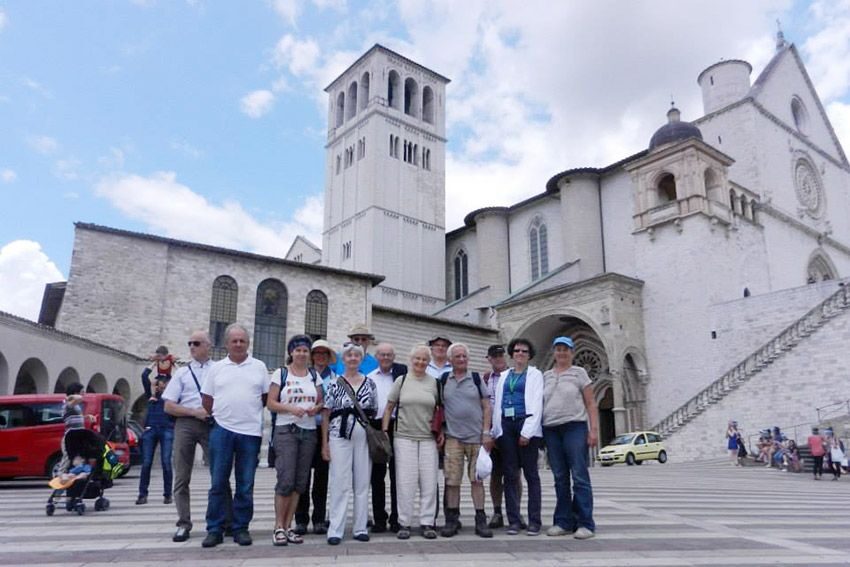 Assisi: Private Walking Tour with St. Francis Basilica - Guides Matter: Pace, Questions, and Names You Might Hear