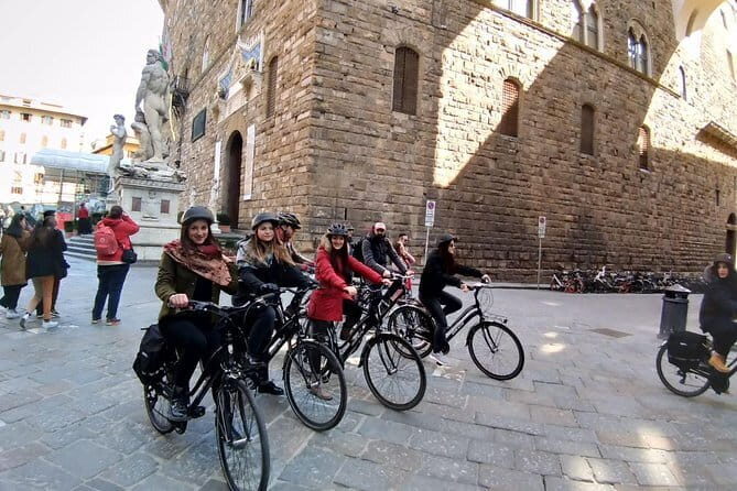 Bike Tour of Florence with Piazzale Michelangelo - Riding Florence the smart way: what you actually get in 2h15
