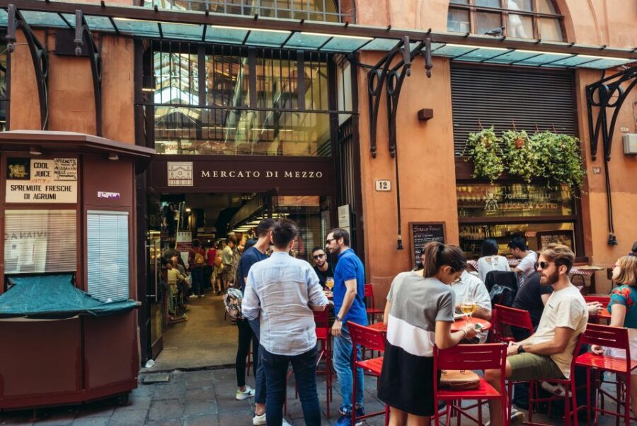 Bologna: Food Tour with Pasta Tasting & Local Specialties - Coffee Finale: Espresso or Macchiato to End Clean