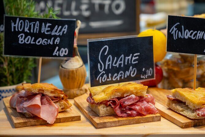 Bologna: Full meal Food Tour with Local Delights by Do Eat Better - Fontana del Nettuno and the pasta-and-Parmesan warm-up