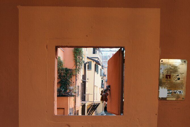 Bologna gastronomic experience with a local - Two Daily-Made Pasta Dishes (Yes, You Really Get Two)