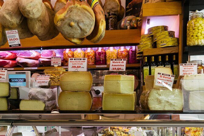Bologna gastronomic experience with a local - Gelato Finale: Family-Run Craft Founded in 1972