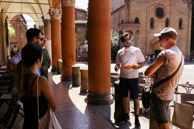 Bologna gastronomic experience with a local - English-Speaking Storytelling: More Than Facts, Less Than a Lecture