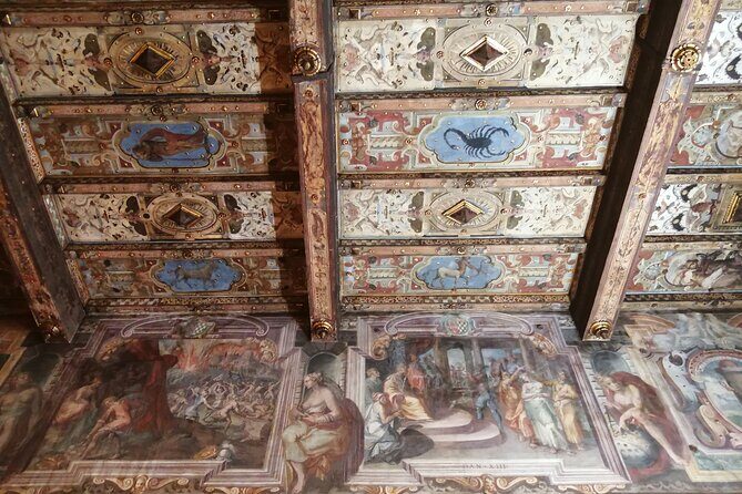 Bologna historical art walking tour with hidden gems and tastings - Santa Maria della Vita: Niccolò Dell’Arca and terracotta movement
