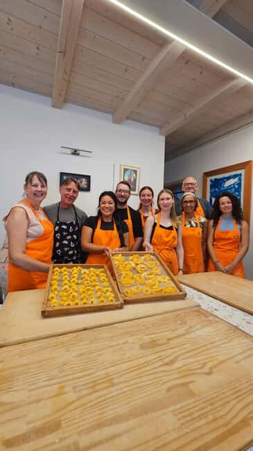 Bologna: Pasta Cooking Class, Ragu & Wine with Local Host - Key highlights to look for