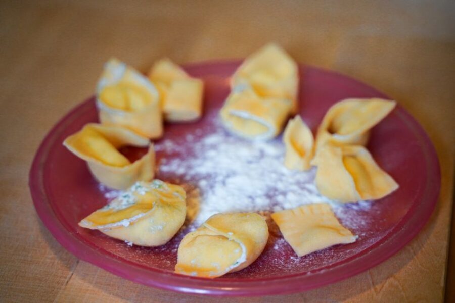 Bologna: Pasta Tagliatelle al Ragu Cooking Class with Wine - Filling, Shaping, and the Nonna Connection