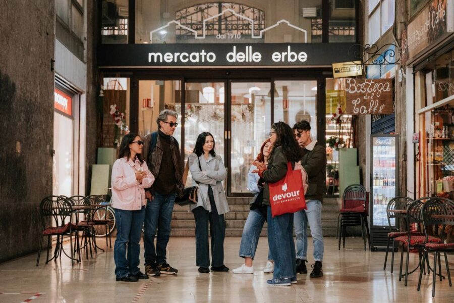 Bologna: Tastes and Traditions Food Tour with Market Visit - The pace over 3.5 hours: what to expect from the walking rhythm