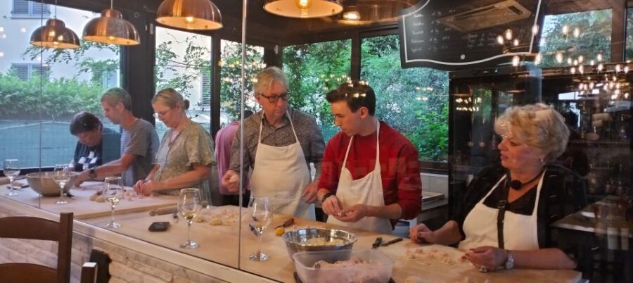 Bologna: Traditional Bolognese Cooking Class with a Meal - Tips to get the most from your pasta-making evening