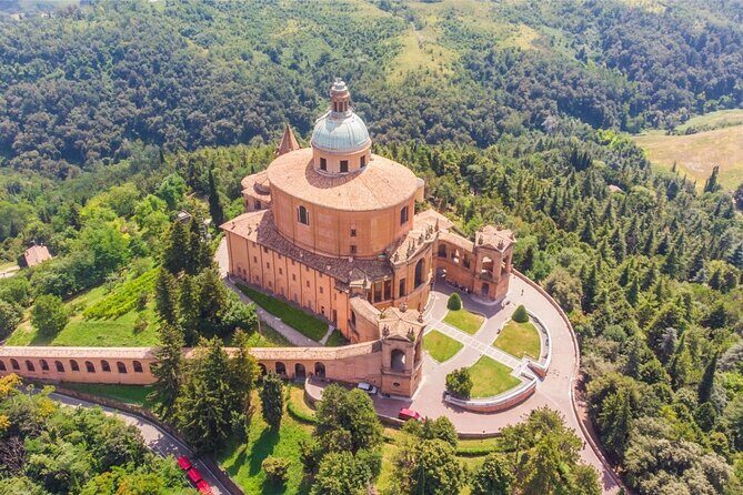 Bologna Walking Tour with Audio and Written Guide - Price and what you actually get for $7.86