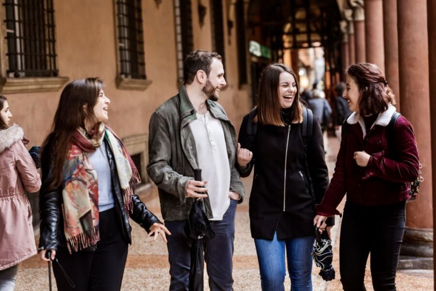 Bologna with a Local: Customized Private Meet-Up - Pickup, Meet-Up Points, and Getting Started Smoothly