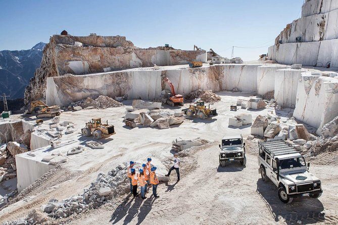 Carrara Marble Quarries Tour by Land Rover - Lardo di Colonnata: A Short Taste With Local Logic