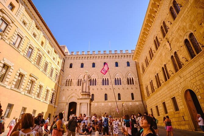 Chianti Delights: A Tale Of Two Wineries With A Vineyard Dinner - Piazzale Montelungo to Siena: Using the Late Afternoon Light