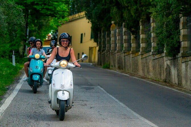 Chianti Vespa Tour with Lunch from Florence & E-car Option - Why this Chianti ride feels better than a standard Florence tour