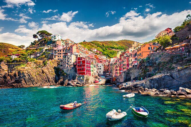 Cinque Terre and Pisa Tower Tour from Florence Semi Private - What makes the pacing feel relaxed (and where it turns demanding)