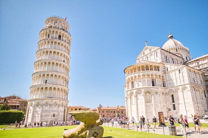 Cinque Terre Day Trip with Optional Hiking or Pisa - Vernazza and the Protected Port: Color, Terraces, and a Dip