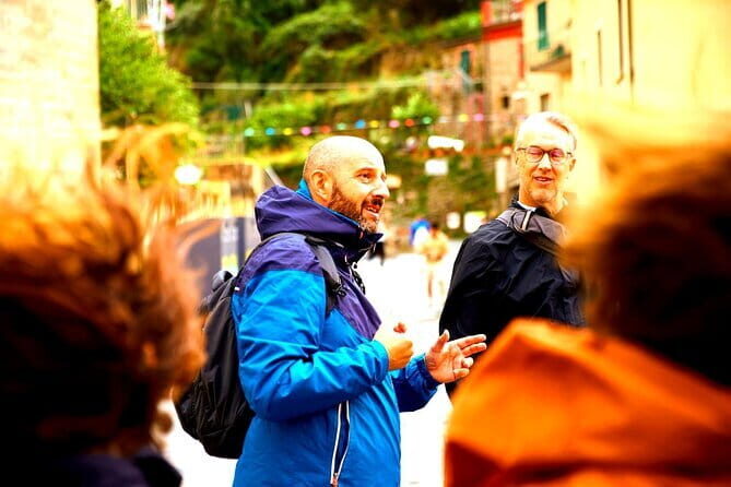 Cinque Terre & Pisa Premium Tour from Florence - Seaside vineyards and the boat ride: best use of good weather