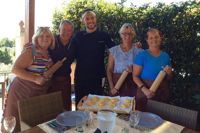 Cooking Class in a Florentine Villa with Transfer for small group - Small Group Size: Shared Lesson, Not a Private Cooking Bubble