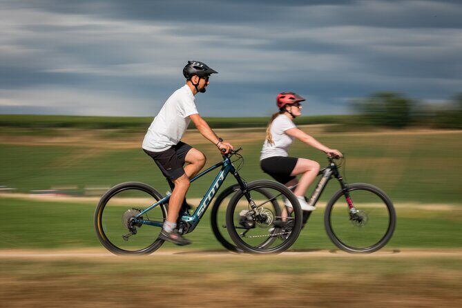 Cortona - Easy guided eBike tour around the Etruscan City. - E-bikes, safety, and the human touch from guides like Valentin