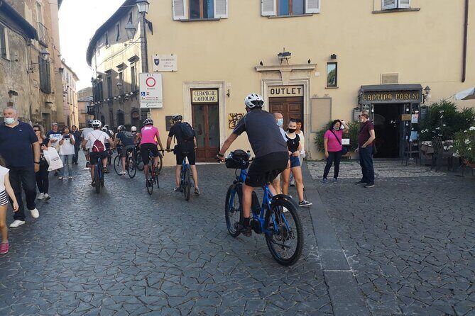 E-bike tour in Orvieto in small group: history, culture with lunch or dinner - San Giovenale Frescoes in Orvieto’s Oldest Quarter