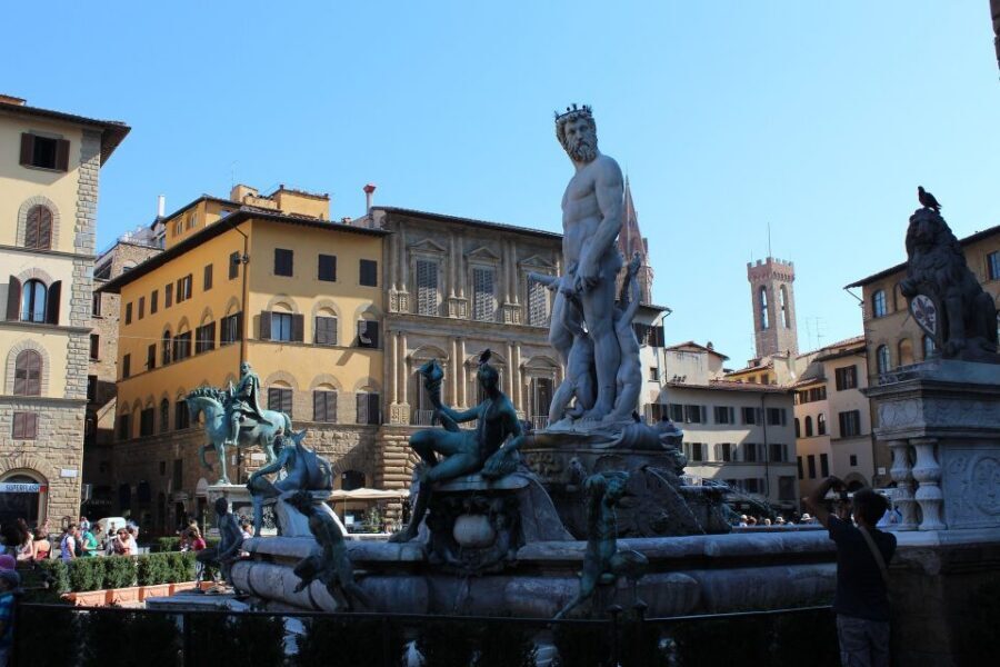 Florence: 2-Hour Guided Sightseeing Bike Tour - Ponte Santa Trinita and River Views That Make Florence Feel Real