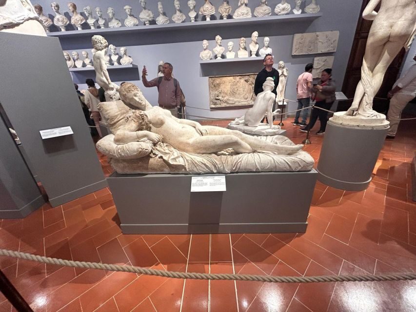 Florence: Accademia Gallery David Entry & Audio Guide App - Top-floor altarpieces: plan for a strong finishing chapter