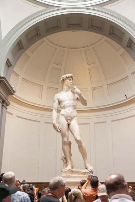 Florence: Accademia Gallery Reserved Entry Ticket - Security check and the fast lane into the museum