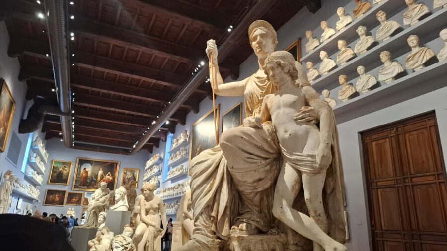 Florence: Accademia Gallery Ticket with APP Guide - Group size and the greeter: what you actually get from the human part