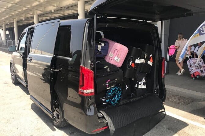 Florence Airport Private Transfer to the City - Hotel drop-off in Florence: door-side convenience with one important caveat