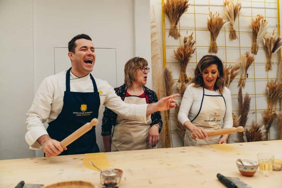 Florence: Art of Pasta Cooking Workshop with Food and Wine - Key highlights worth your time
