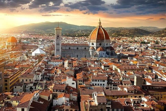 Florence by golf Cart Piazzale Michelangelo - Medici Chapels to Santa Maria Novella: the “power” side of town