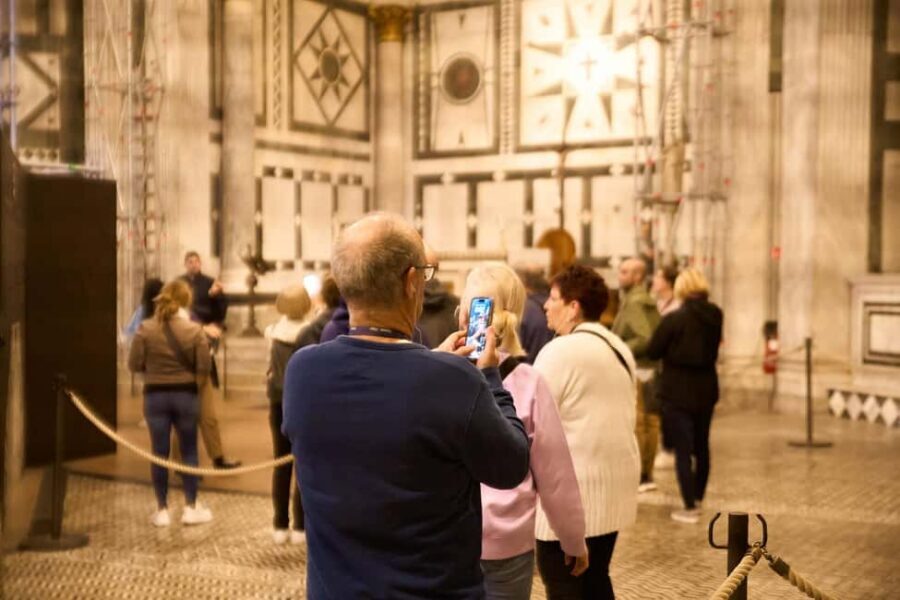 Florence: Cathedral, Terraces and Dome Skip-the-Line Tour - Duomo terraces: exclusive access and better photos (without the chaos)