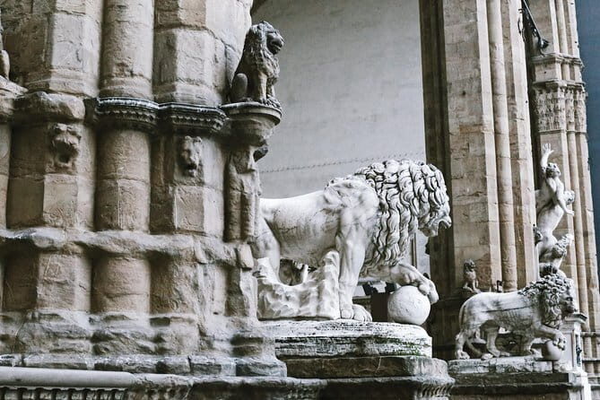 Florence City Center Exclusive Guided Tour w/ Accademia & David - Palazzo Vecchio: civil power in stone