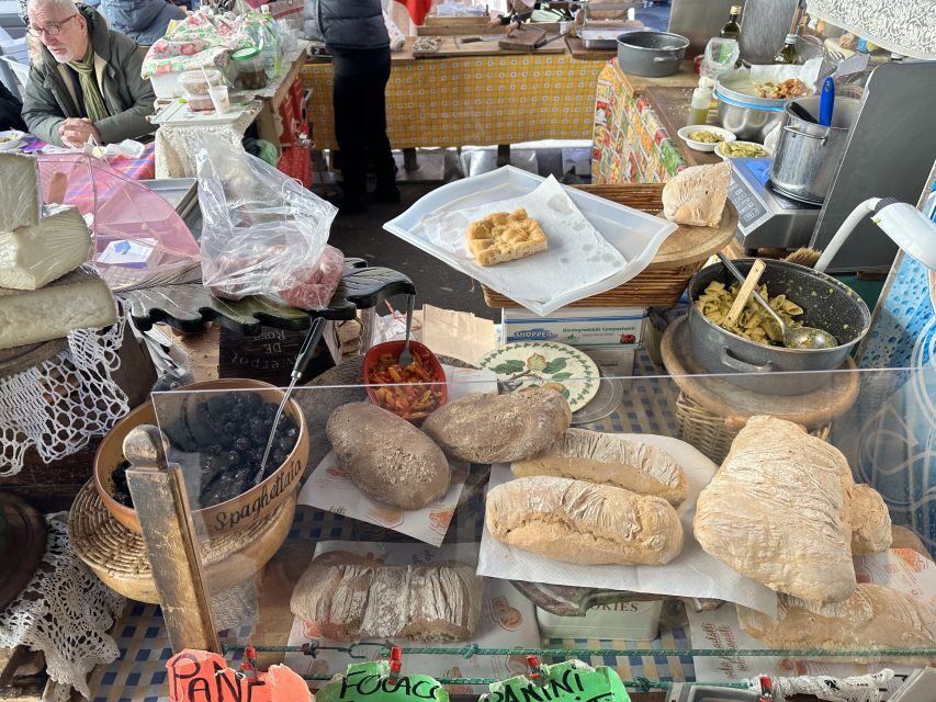 Florence: City Highlights and Street Food Walking Tour - How the 2.5 Hours Flow: Squares, Sunset Timing, and the Market Stop