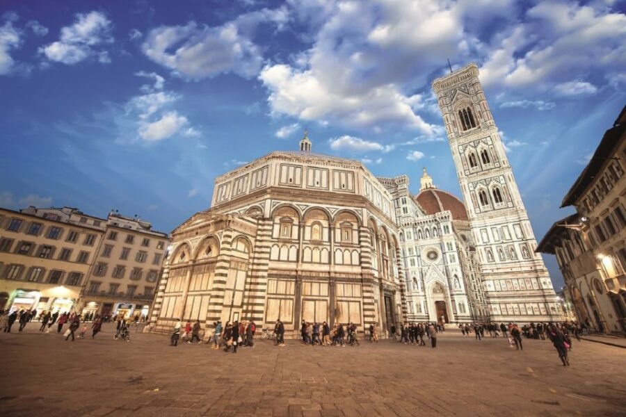 Florence: City Sightseeing Guided Bike Tour - Piazza della Signoria: where civic power and art collide