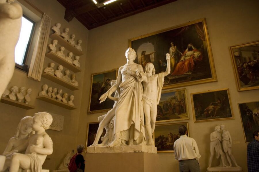 Florence: David's Accademia Gallery Guided Tour - Michelangelo’s David: What to Notice Beyond the Photos