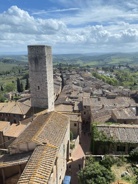 Florence: Day Trip with Free Time in San Gimignano and Siena - What to pack and how to pace yourself for a long Tuscan day