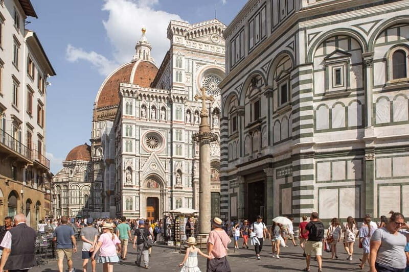 Florence: Duomo Area Tour and Brunelleschi Dome Climb Ticket - Meeting at Piazza di San Giovanni: finding your guide fast