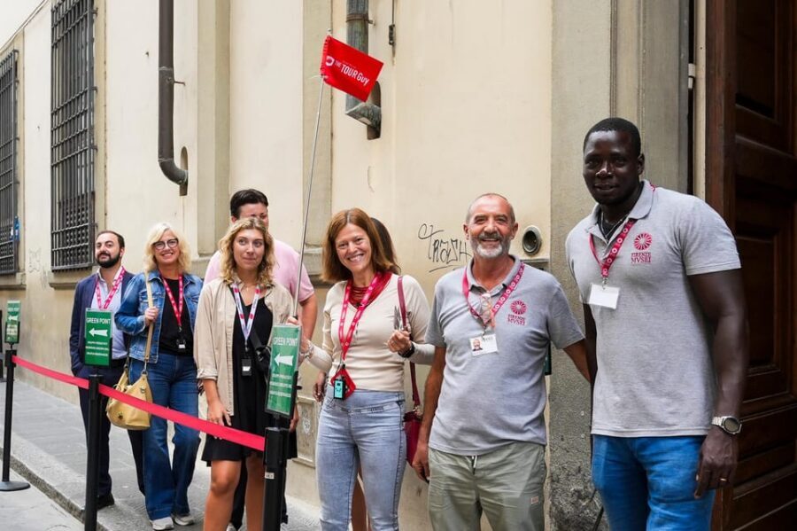 Florence: Duomo Cathedral Guided Tour with Fast-Track Entry - Who Should Book This Duomo Fast-Track Tour?