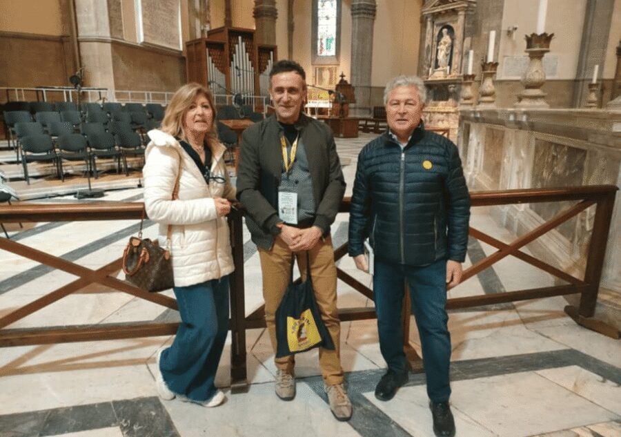 Florence: Duomo Cathedral Immediate Access & Guided Tour - Dress code and on-the-ground rules that affect entry
