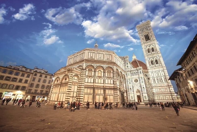Florence: Duomo Cathedral Small Group Tour - Listening inside: earphones and group size