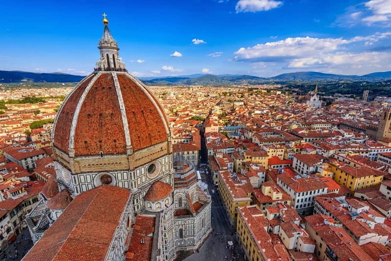 Florence: Duomo Cathedral Small Group Tour - Finding your guide near Colonna di San Zanobi