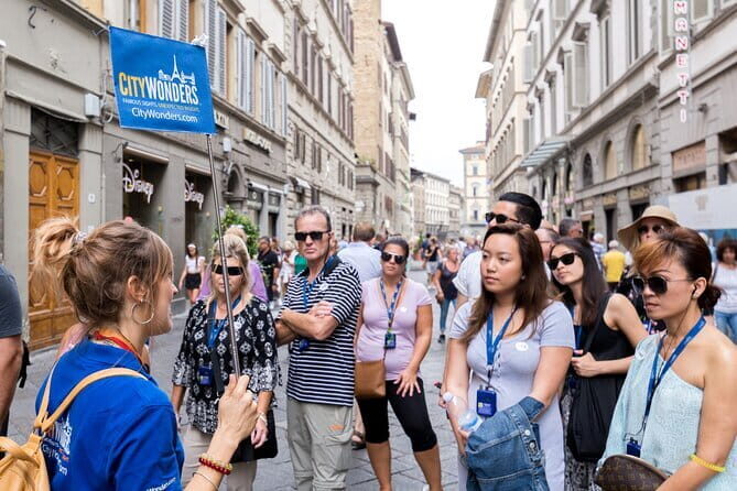 Florence Duomo Express Tour with Optional Dome Climb Upgrade - Getting into the Duomo fast: no-wait entry near Piazza di San Giovanni