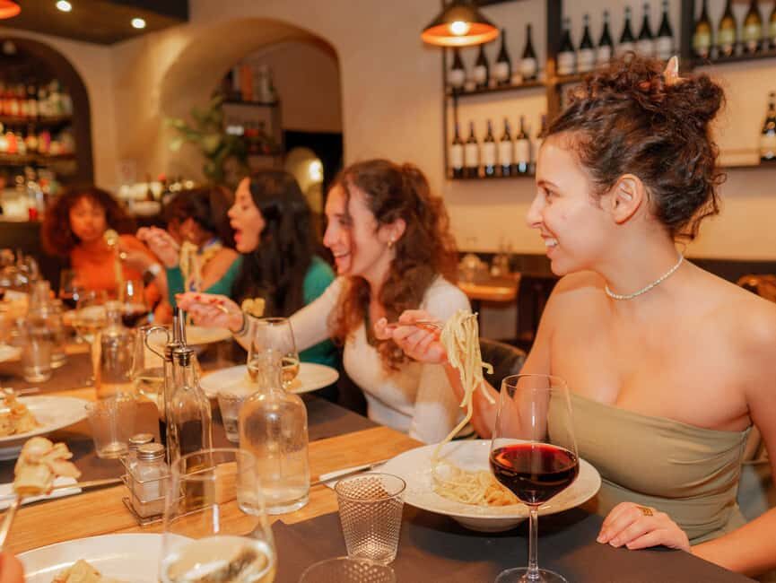 Florence: Flavours of Tuscany Food Tour - The walking flow: how the stops work (without the tourist vibe)